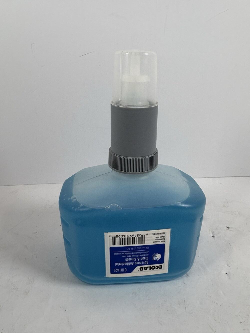ECOLAB 6101421 - Advanced Antibacterial Clean & Smooth - 750 mL (25.3 US FL OZ)